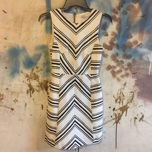 Black and white chevron print sleeveless dress